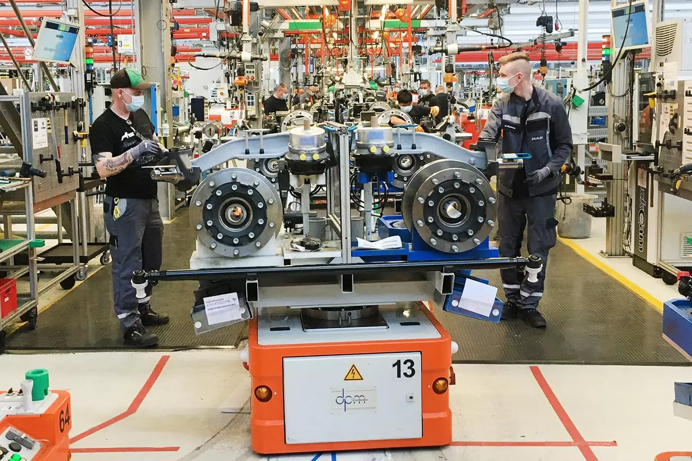 Din 27 aprilie, MAN va relua producția de camioane și autobuze în Germania