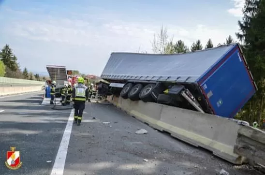 A scăpat cu viață dintr-un accident rutier pe care l-a provocat în Austria 4 IMG 8395