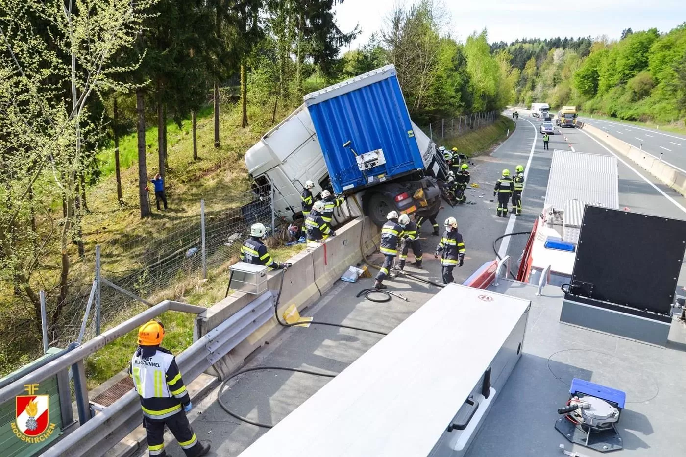A scăpat cu viață dintr-un accident rutier pe care l-a provocat în Austria 3 IMG 8398