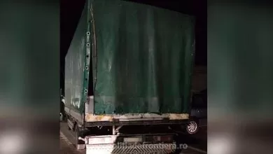 Cetăţeni români reținuţi în Timiș pentru trafic de migranți