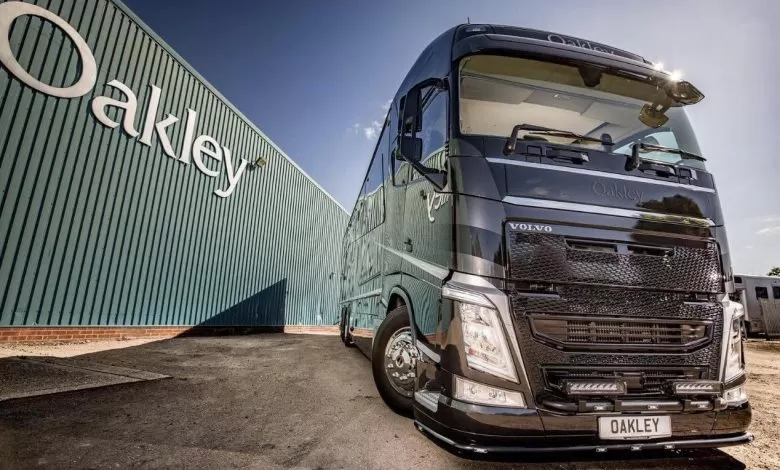 Supremacy 6, noua autorulotă de la Oakley pentru transportul cailor