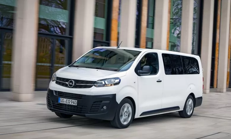 Opel a lansat noul Vivaro Combi, o autoutilitară de până la 9 locuri