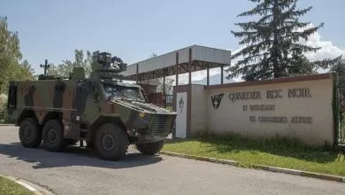 Armata franceză testează noul vehicul militar Griffon în Alpi