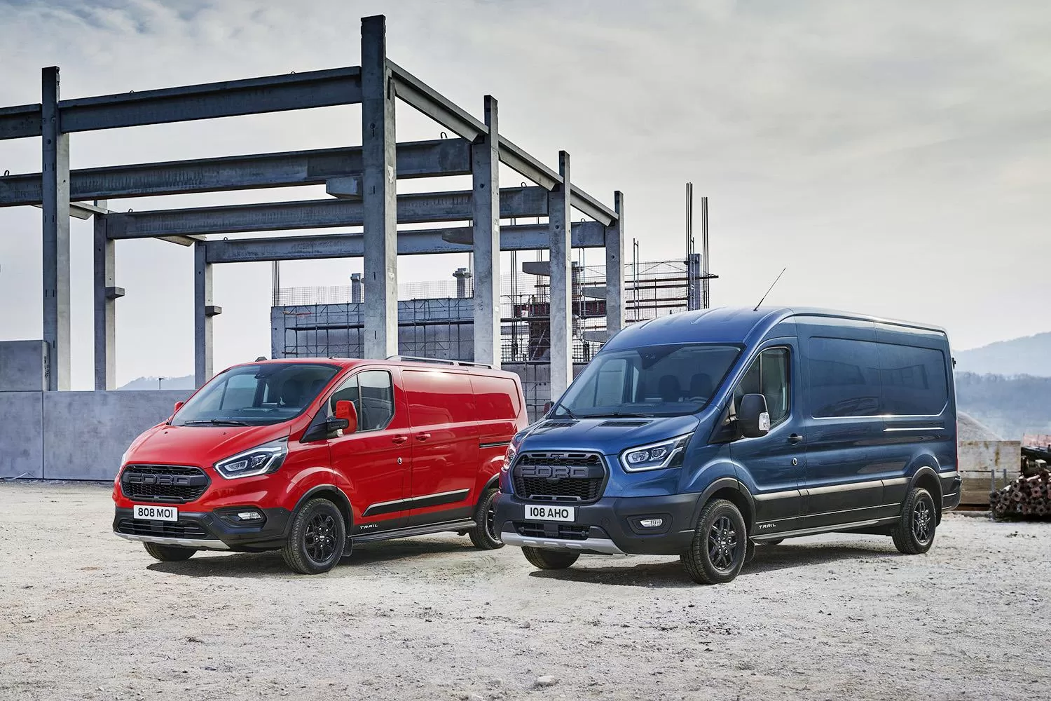 FORD 2020 TRANSIT TRAIL RANGE 03