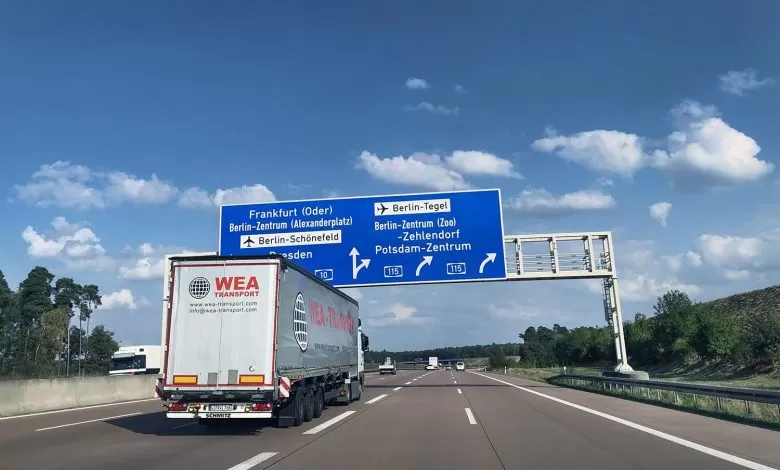 COVID-19: Transportul rutier de mărfuri va fi afectat cel puțin până la sfârșitul anului