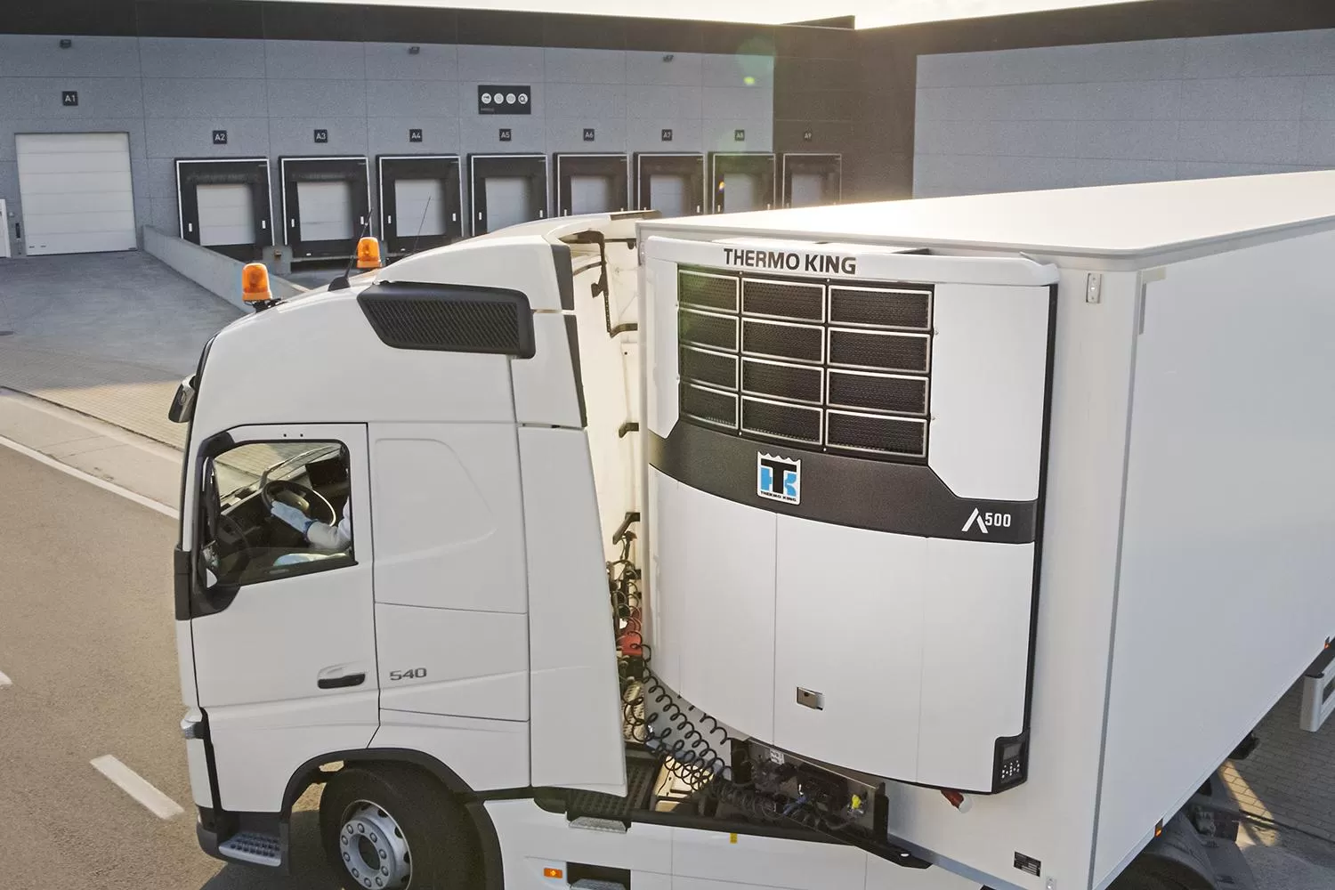 Thermo King a lansat Advancer, un agregat de frig care revoluționează răcirea semiremorcilor