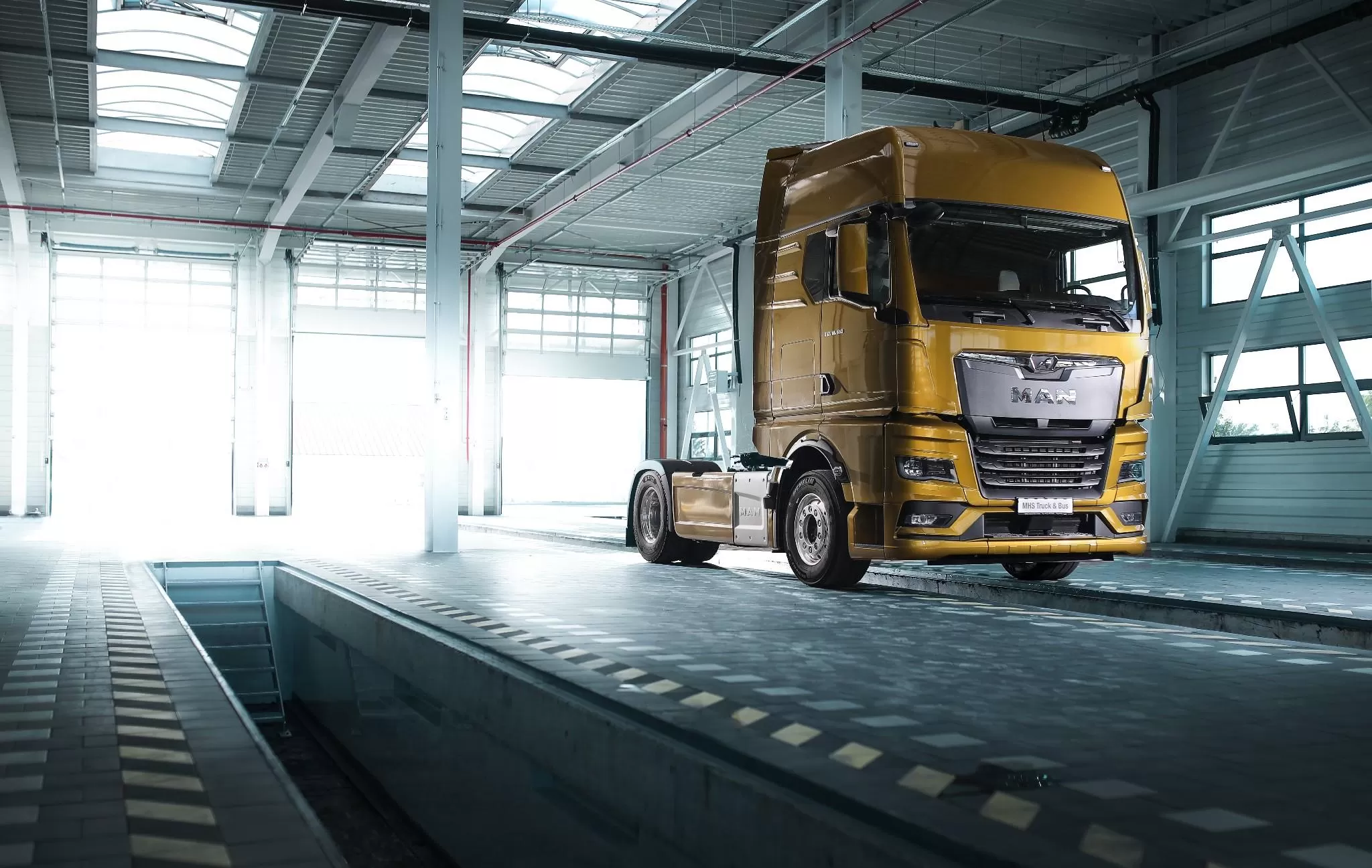 M.A.N TGXX Resize 024