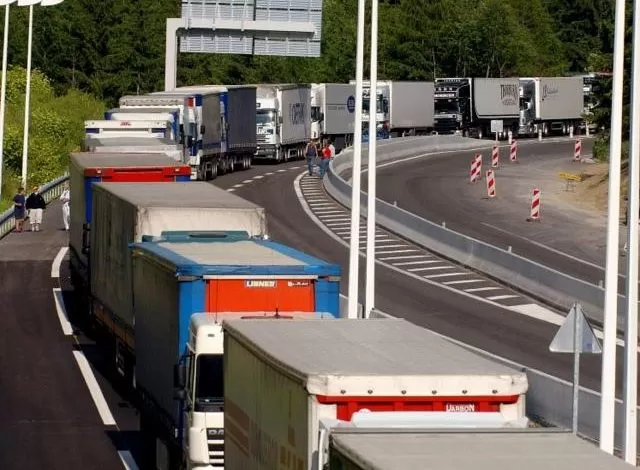 Sindicatele spaniole din transport au renunțat să mai facă grevă