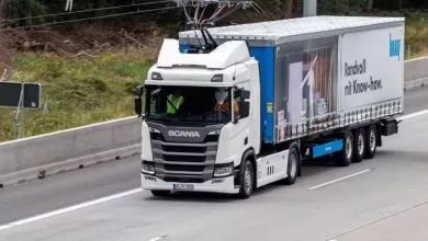 Knauf Gips a început testele cu Scania R 450 Hybrid cu pantograf
