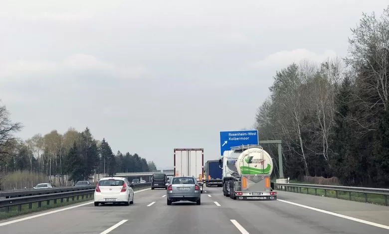 Germania vrea introducerea unei taxe pentru circulația pe autostrăzi în UE 1 Germania vrea introducerea unei taxe pentru circulația pe autostrăzi în UE