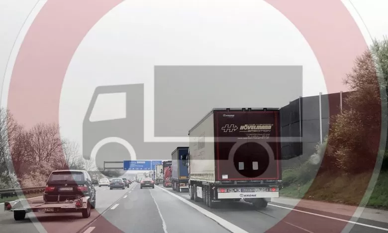 Va fi reintrodusă restricția de circulație pentru camioane în zilele de duminică