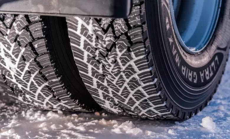 Poliția din Tirol verifică camioanele pentru a vedea dacă sunt echipate de iarnă