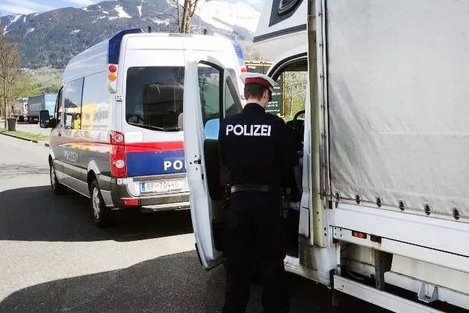 Din 2021, Austria va implementa permisul de conducere în format digital