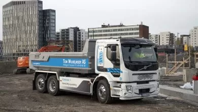 Primul ministru al Norvegiei "a botezat" unul dintre primele autocamioane basculante electrice din țară