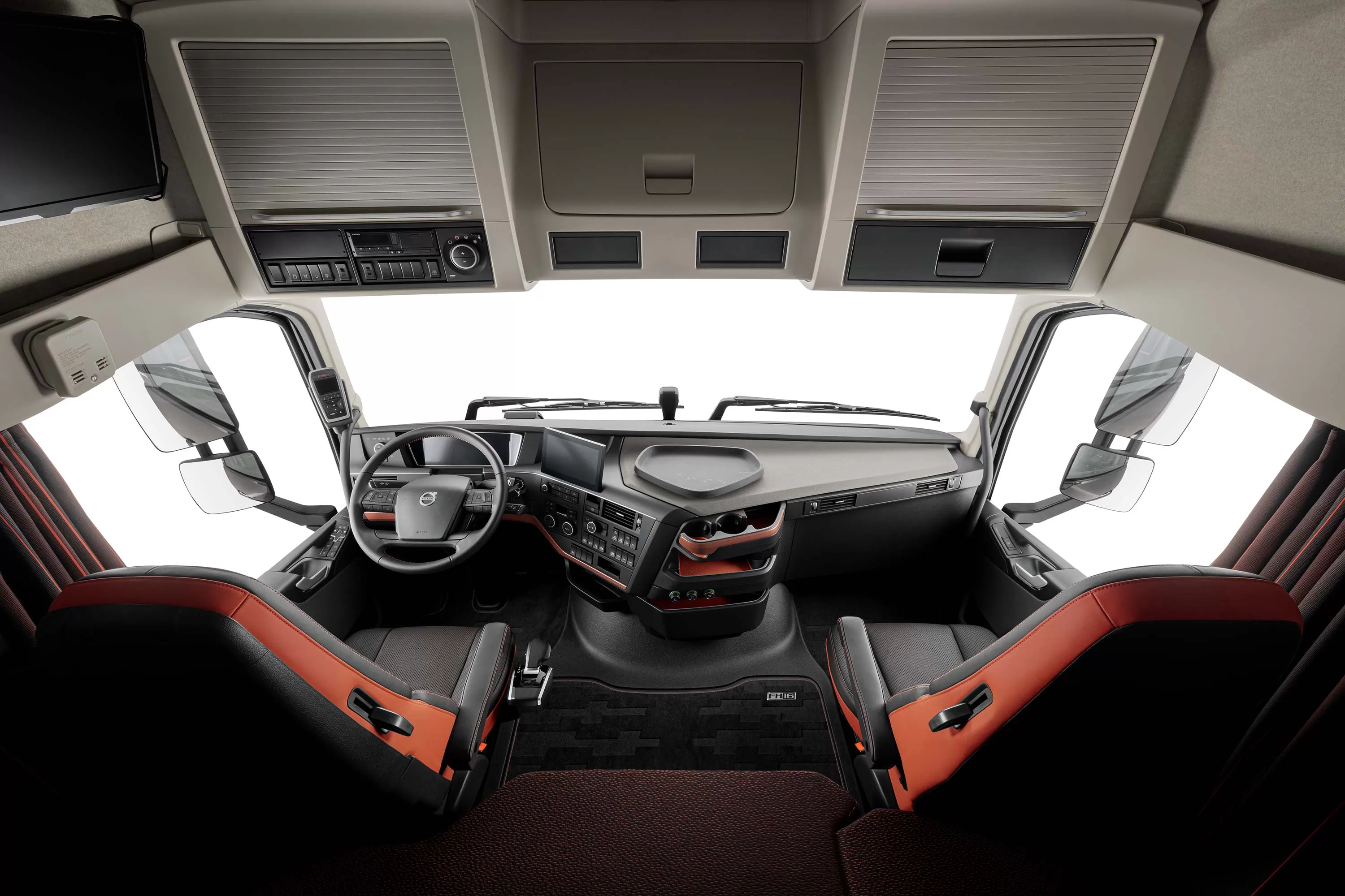 volvo fh16 interior image gallery img6