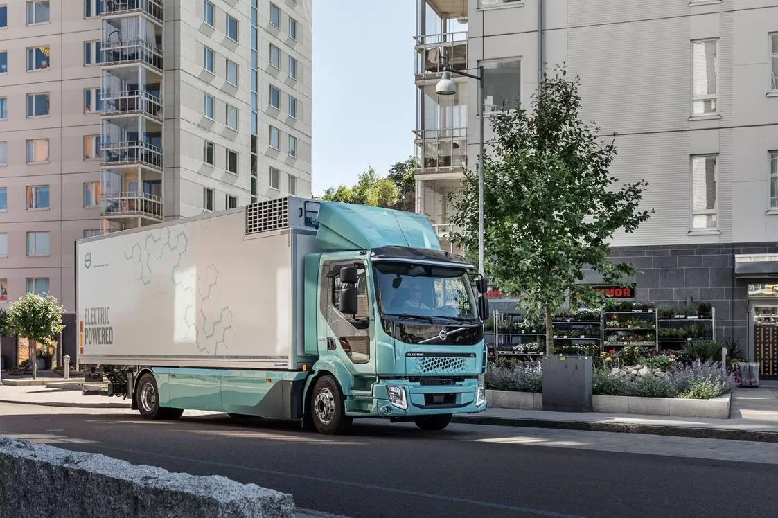 volvo trucks camioane electrice1