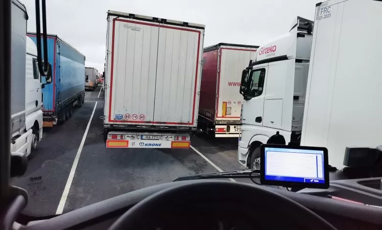 Franța a trimis 26 de pompieri în portul Dover pentru a ajuta autoritățile britanice