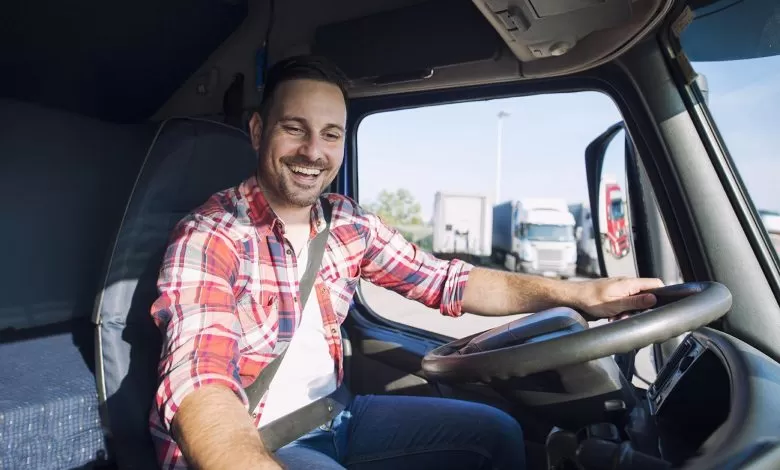 Spania a redus vârsta minimă la care tinerii pot obține permisul de camion