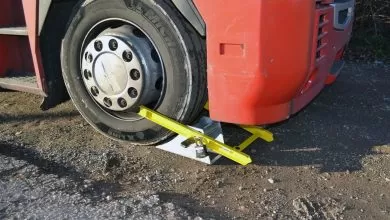 Transportor auto blocat în Germania din cauza numeroaselor probleme tehnice