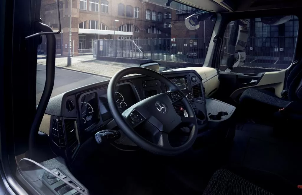 Modelele Mercedes-Benz Actros F și Edition 2 pot fi comandate și în România