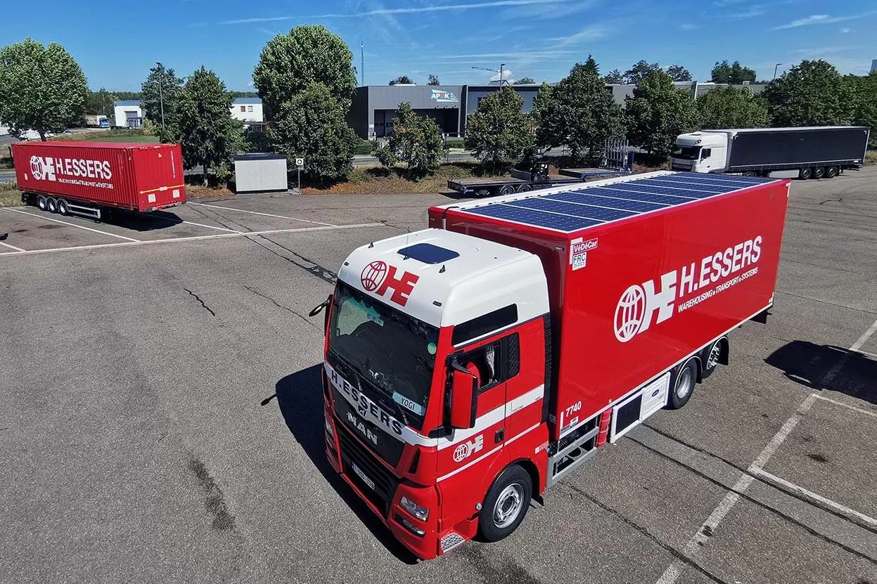 H.Essers testează primele camioane echipate cu panouri solare