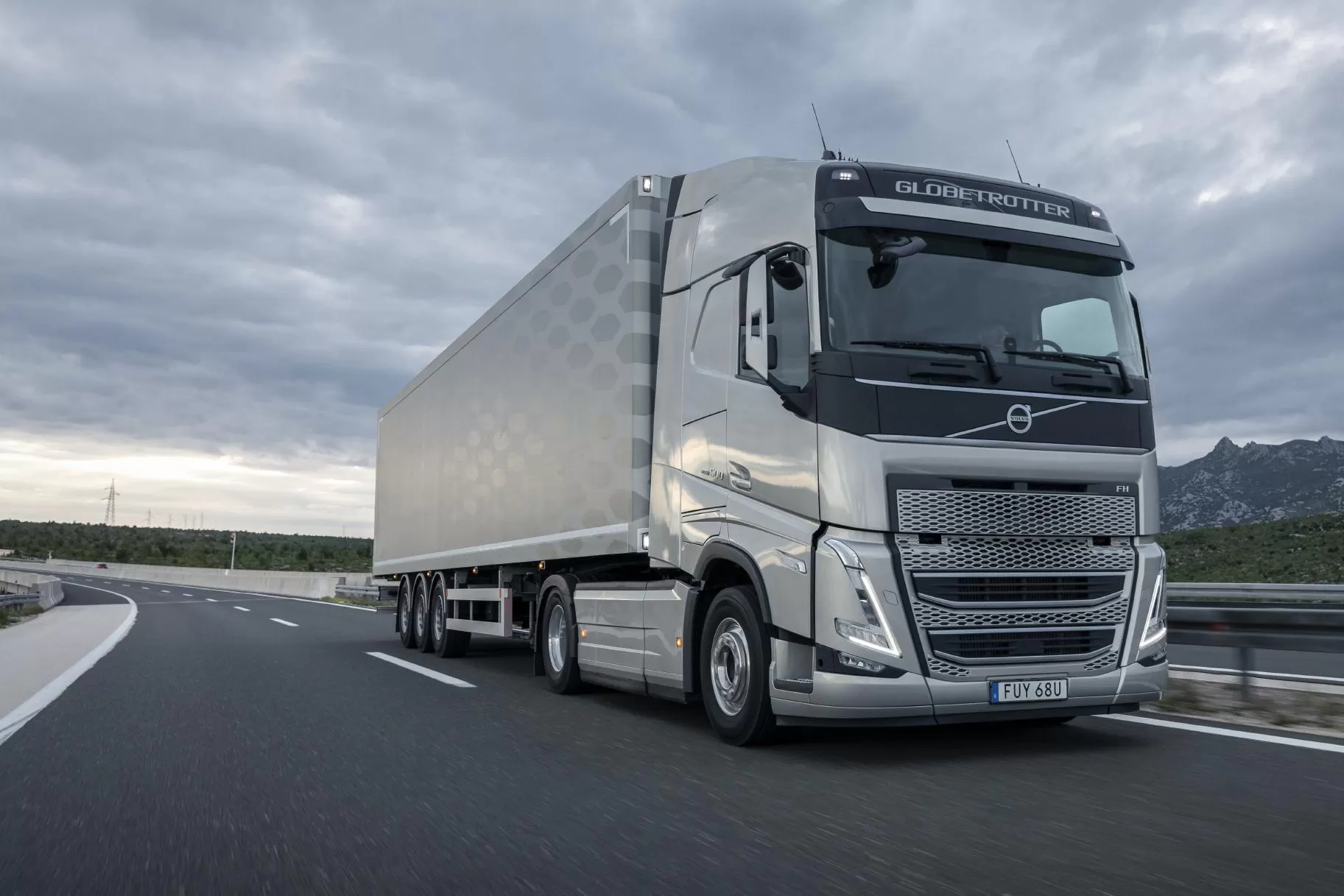 Girteka Logistics a comandat 2.000 de camioane noi Volvo FH