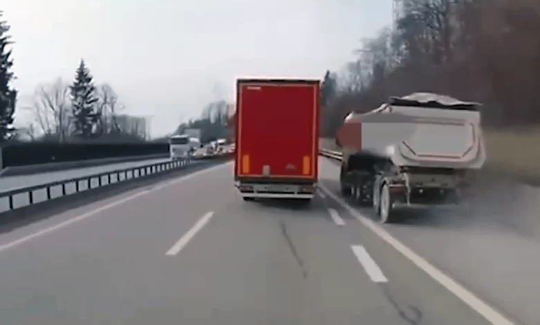 Șofer de camion "kamikaze" suprins de o cameră de bord în Elveția