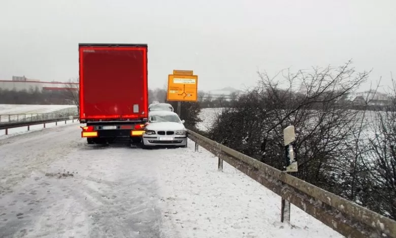 Intervenția curajoasă a șoferului unui camion a salvat o viață, pe un drum din Germania