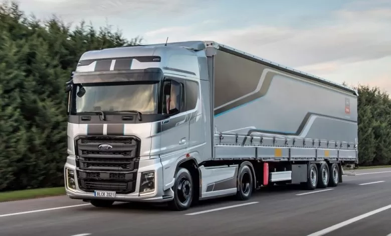Ford Trucks a lansat F-Max Blackline și F-Max L, respectiv noi servicii și tehnologii 1 Ford Trucks a lansat F-Max Blackline