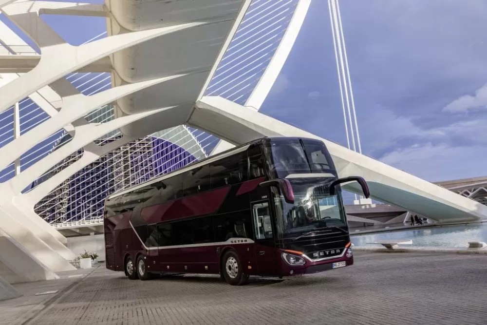 70 de ani de Setra: istoria mărcii, în imagini 8 Setra S 531 DT e1616311295965