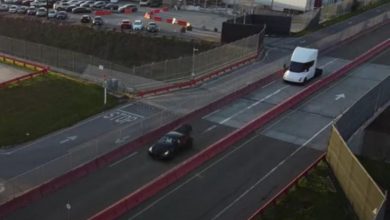 Video: Tesla Semi filmează clipurile de prezentare