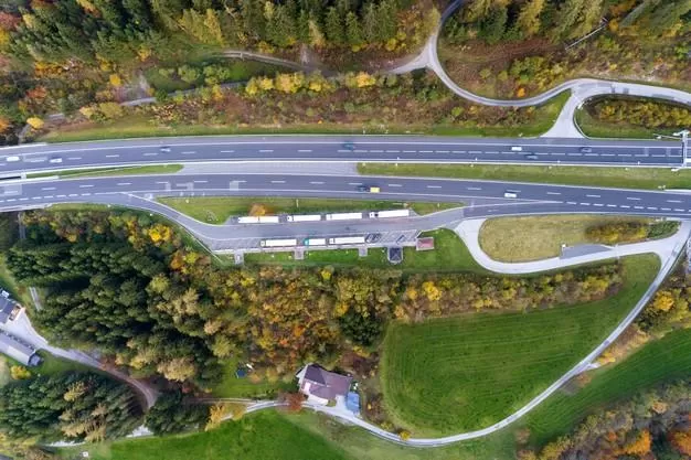 Germania și Italia extind permisiunea de a circula duminica pentru camioane