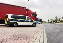 Un șofer român conducea de peste 14 ore, cu marfa insuficient securizată