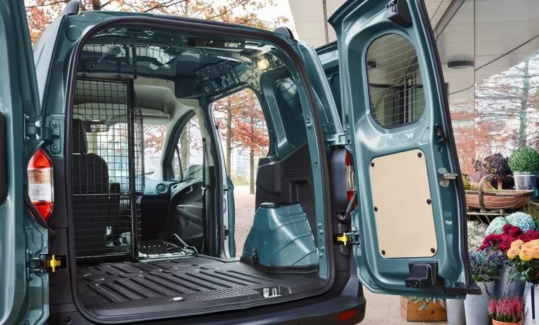 Ford va produce în România un vehicul comercial ușor, din 2023