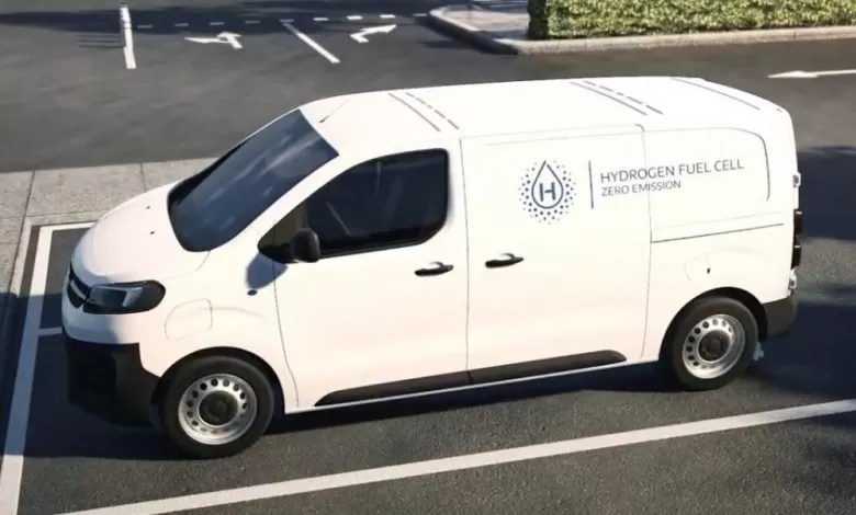 Stellantis va lansa în acest an utilitare electrice alimentate cu hidrogen