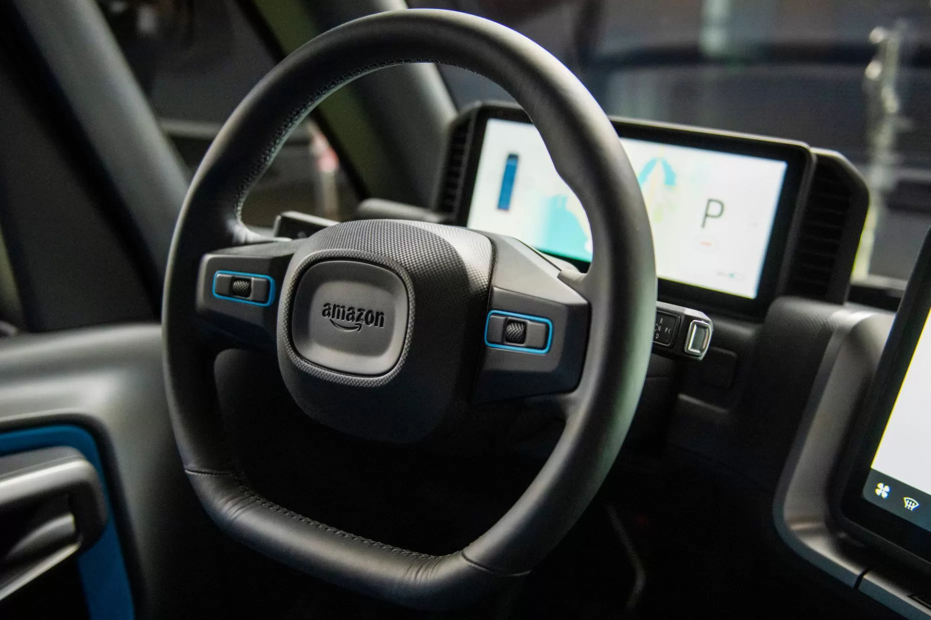 amazon autoutilitara electrica rivian2