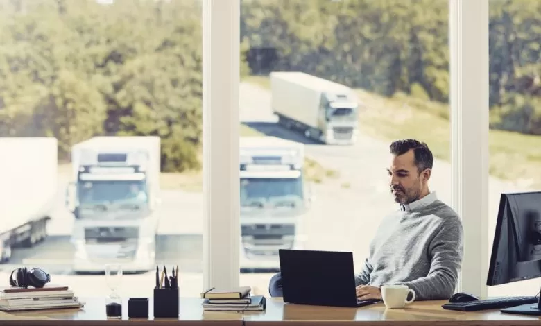 Studiu Oxford: Roboții vor înlocui casele de expediție înaintea șoferilor