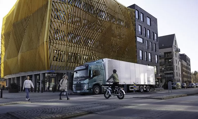 Vreți să faceți trecere către camioane electrice pentru transport urban?