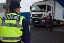 Camion înmatriculat în România depistat cu 880,4 kg de rășină de canabis, în Franța