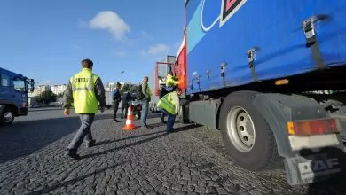 Sindicatul inspectorilor francezi de transport rutier cer angajarea de personal