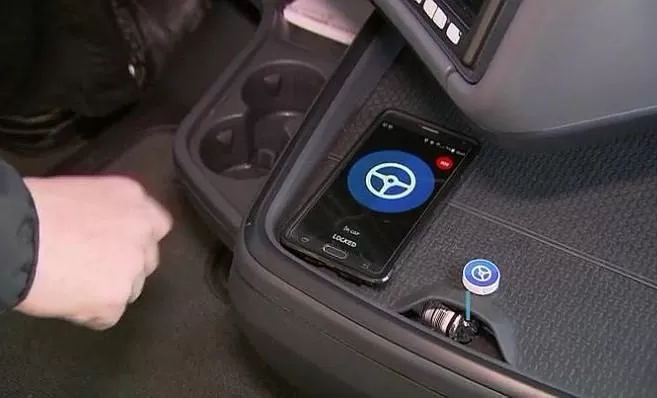 O companie din Belgia folosește o aplicație care nu permite folosirea telefonului la volan