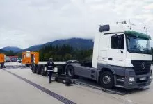 Mai multe zile de controale tehnice a camioanelor, în zona Tirol 9 Mai multe zile de controale tehnice cu unități mobile, în zona Tirol