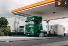 Camioanele Mercedes plătesc automat pentru alimentarea la stațiile Shell