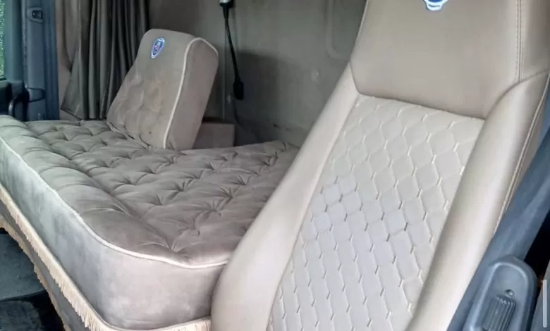 O nouă modă: cabină cu pat dublu în locul scaunului pasagerului