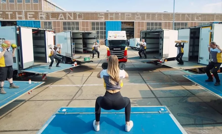 Exerciții fizice pentru șoferii de camion (VIDEO) 1 Exerciții fizice pentru șoferii de camion (VIDEO)