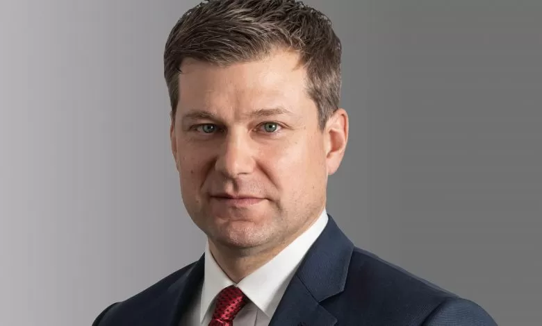 CNH Industrial a numit viitorul CEO al companiei On-Highway 1 CNH Industrial a numit viitorul CEO al diviziei On-Highway