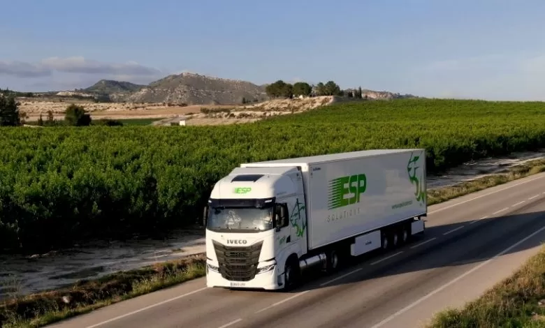 300 de camioane IVECO S-Way NP pentru ESP Solutions
