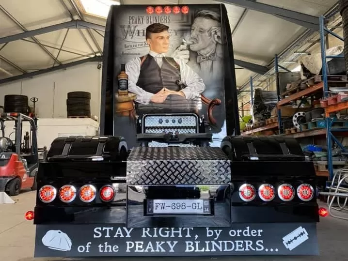 Volvo FH XXL Peaky Blinders pentru Transports Clareton (FOTO) 4 Volvo FH XXL Peaky Blinders 4