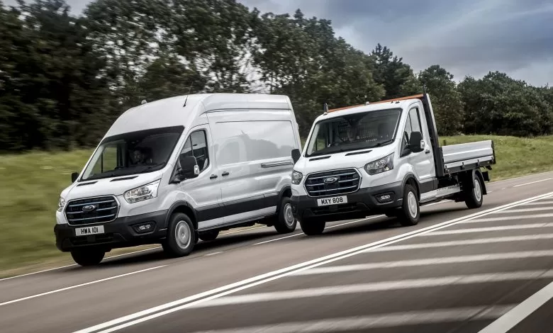 Clienții mari de flote vor începe testele cu autoutilitara electrică Ford E-Transit