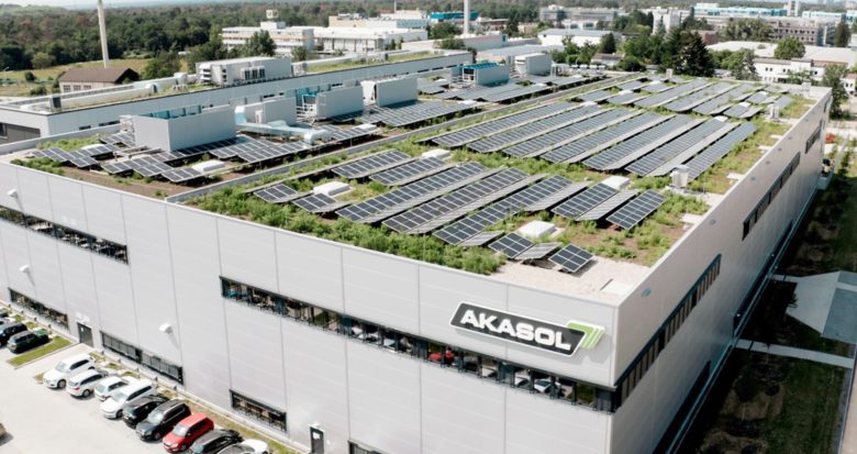 AKASOL a deschis cea mai mare fabrică de baterii pentru vehicule comerciale din Europa